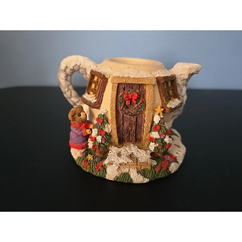 Miniature Collectors Teapot House Christmas‎ Tree Decorating Bear Snow